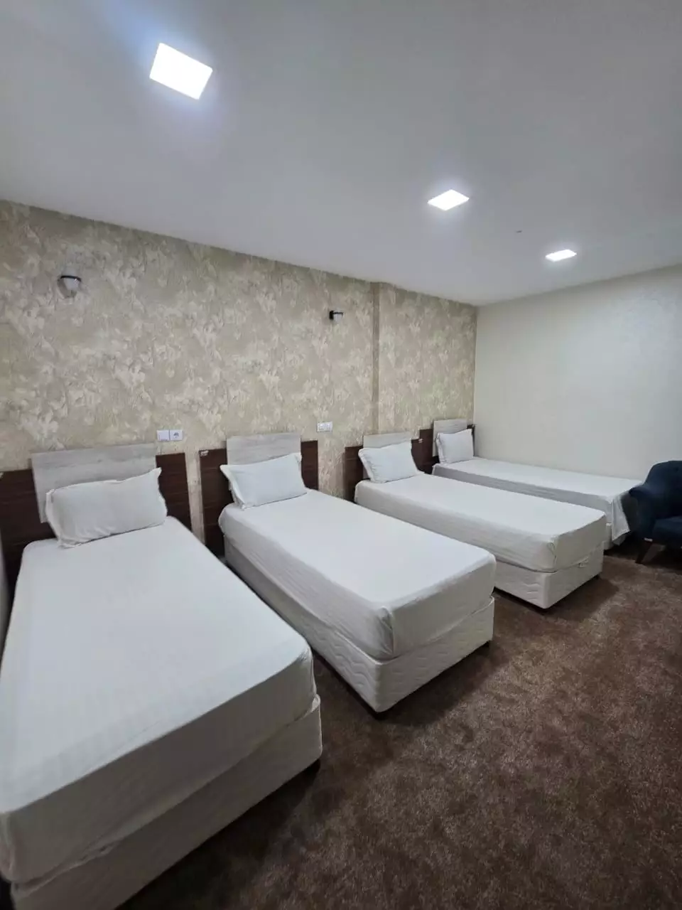 Alibaba https://cdn.alibaba.ir/ostorage/hotel-accommodation-images/68f75d9642794e78685ebdf6_چهار سینگل (1).webp